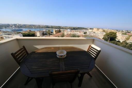 7 Cielo Apartamento Brindisi Exterior foto